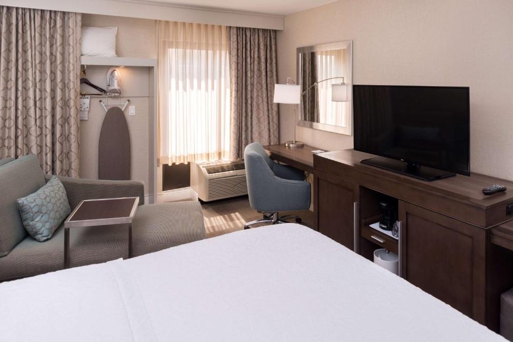 Hampton Inn Los Angeles-West Covina Image 13