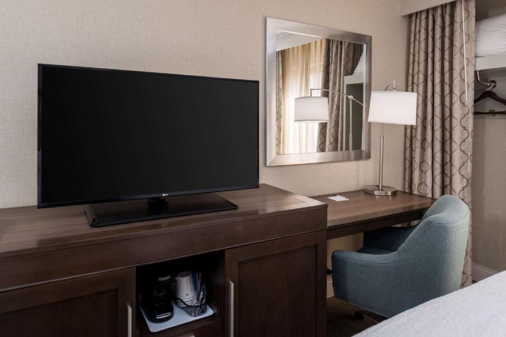 Hampton Inn Los Angeles-West Covina Image 18