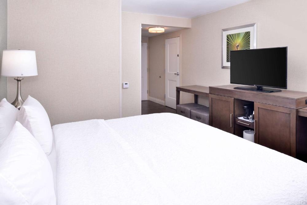 Hampton Inn Los Angeles-West Covina Image 25